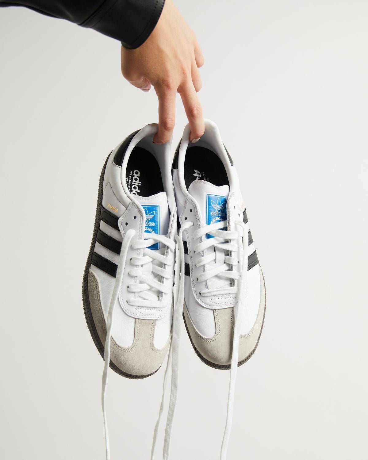 Adidas Samba - White - FAVELA