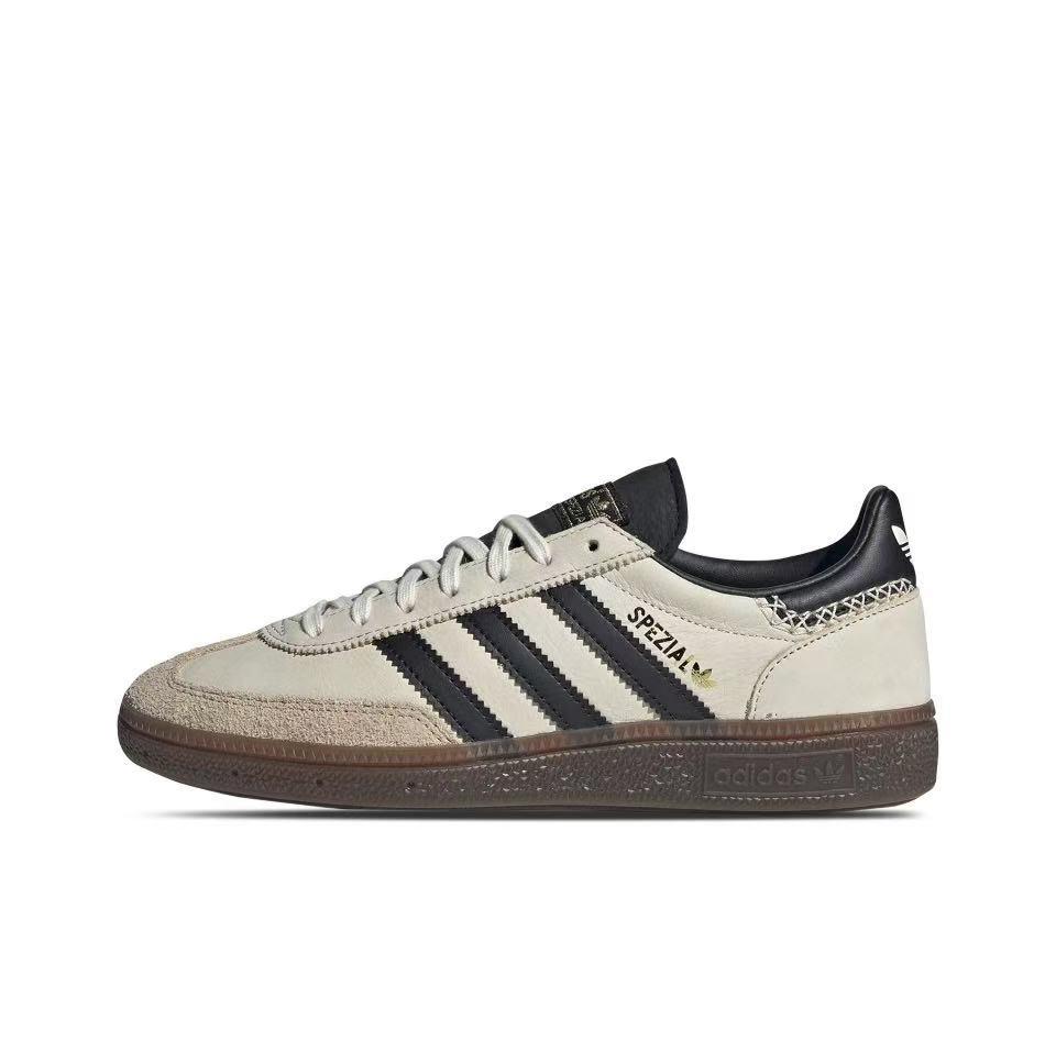 Adidas Spezial - Light Brown - FAVELA