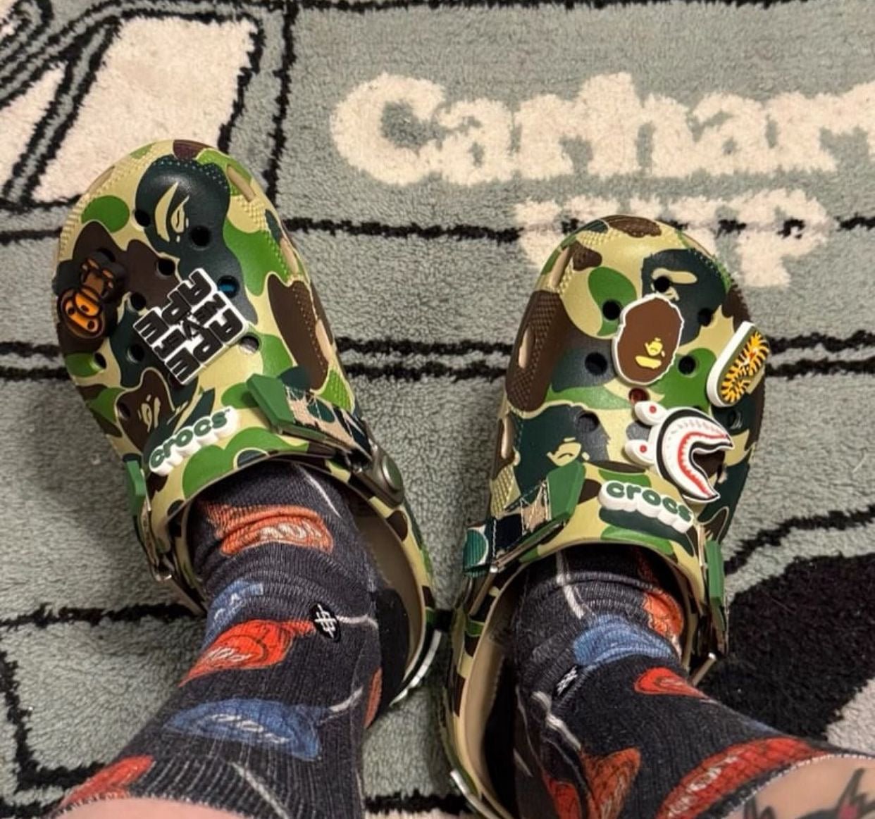 Crocs x Bape “Green” - FAVELA