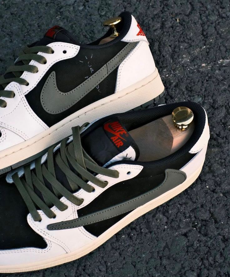 Jordan x Travis Scott Air Jordan 1 “OG OLIVE” - FAVELA