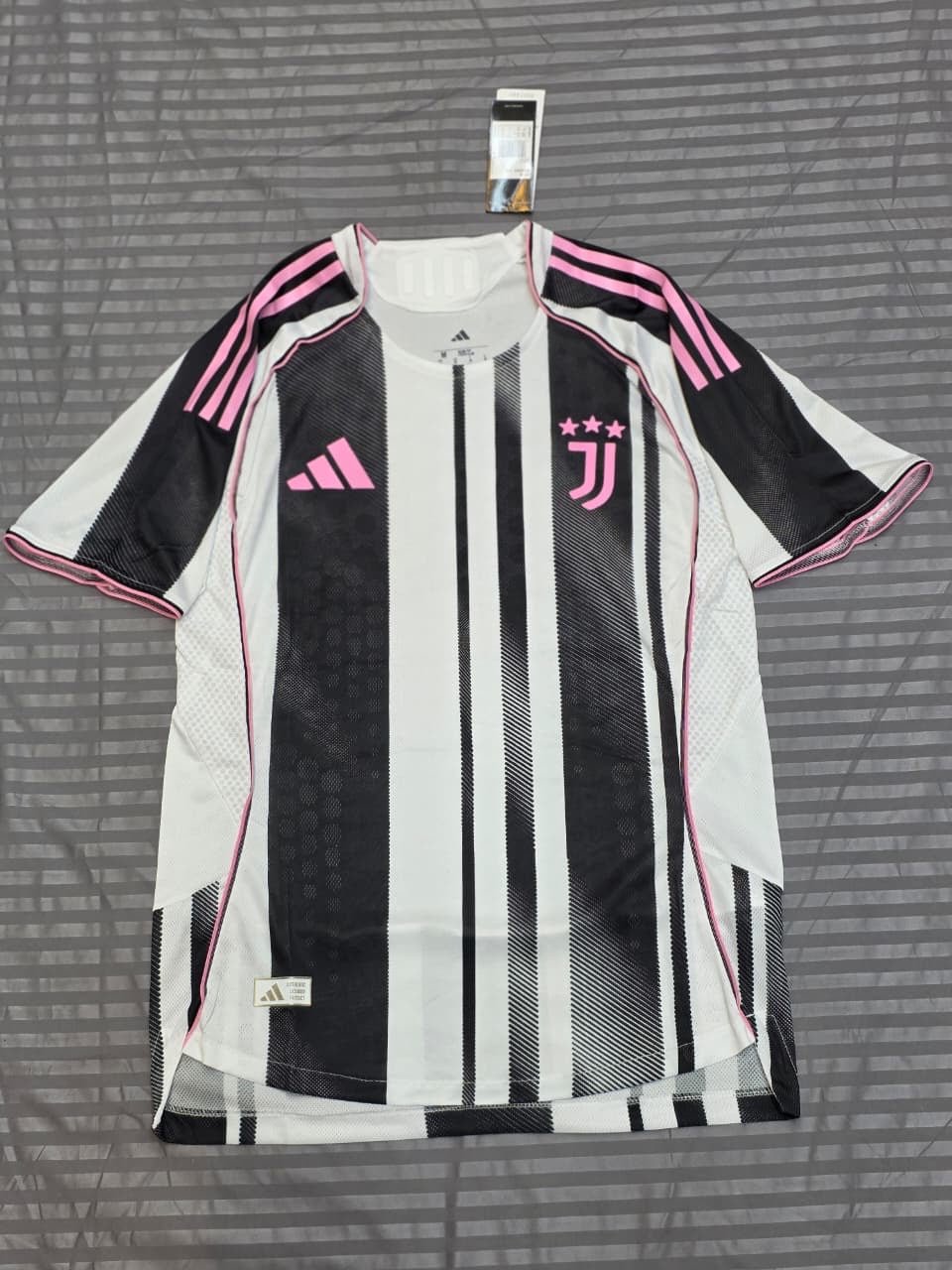 Juventus Football Shirt - AWAY - FAVELA