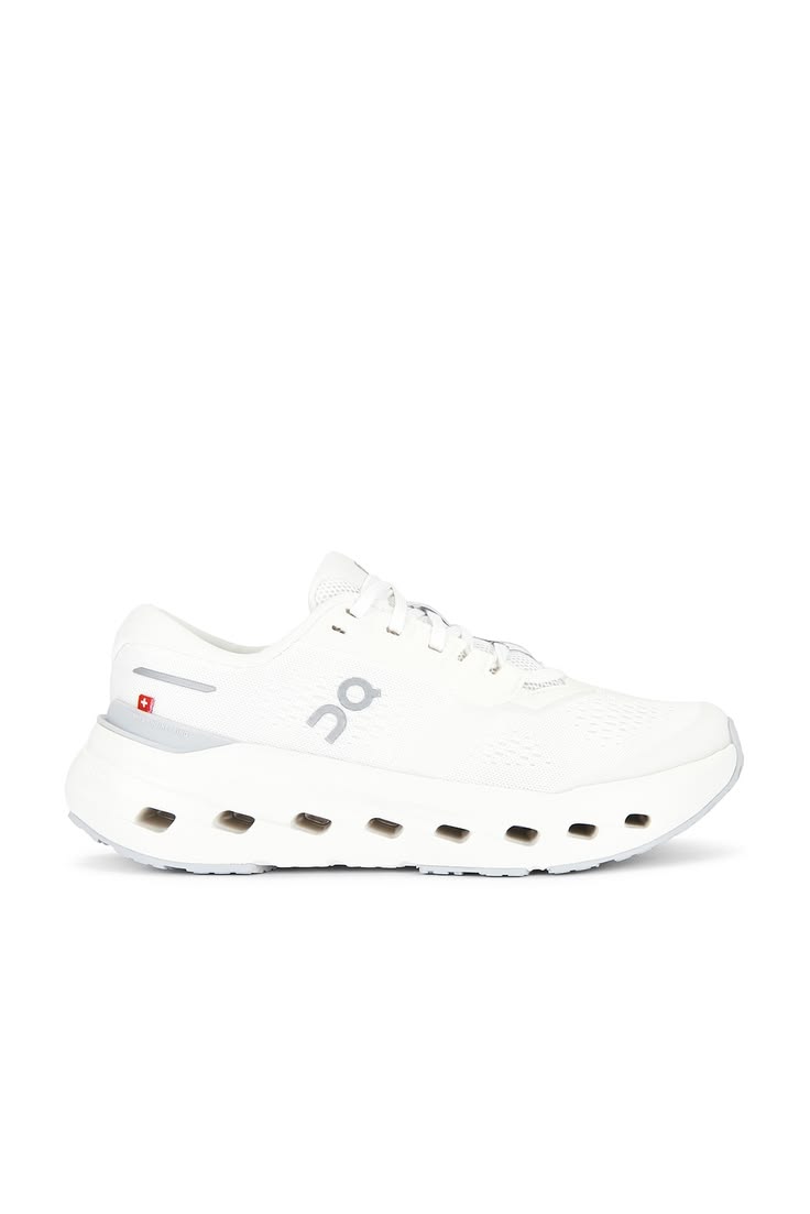 On Cloud Runner - "Triple White"