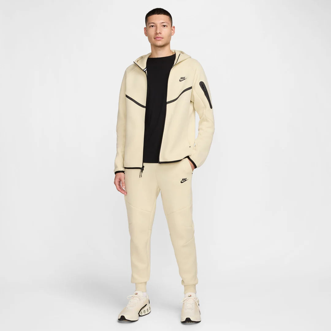 Nike Tech Fleece Tracksuit “Cream”
