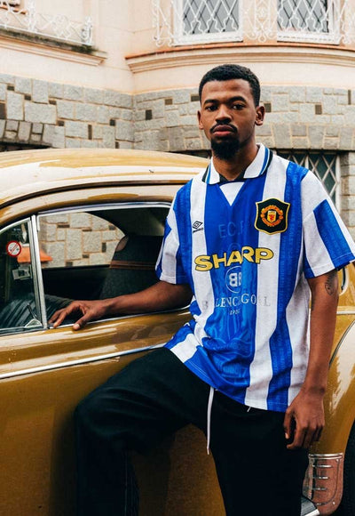 Manchester United Classic Football Shirt - AWAY
