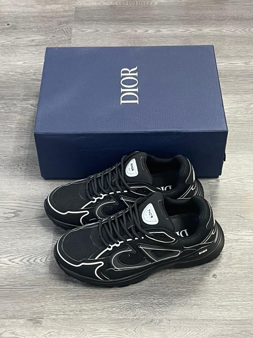 Dior B30 ‘Black’