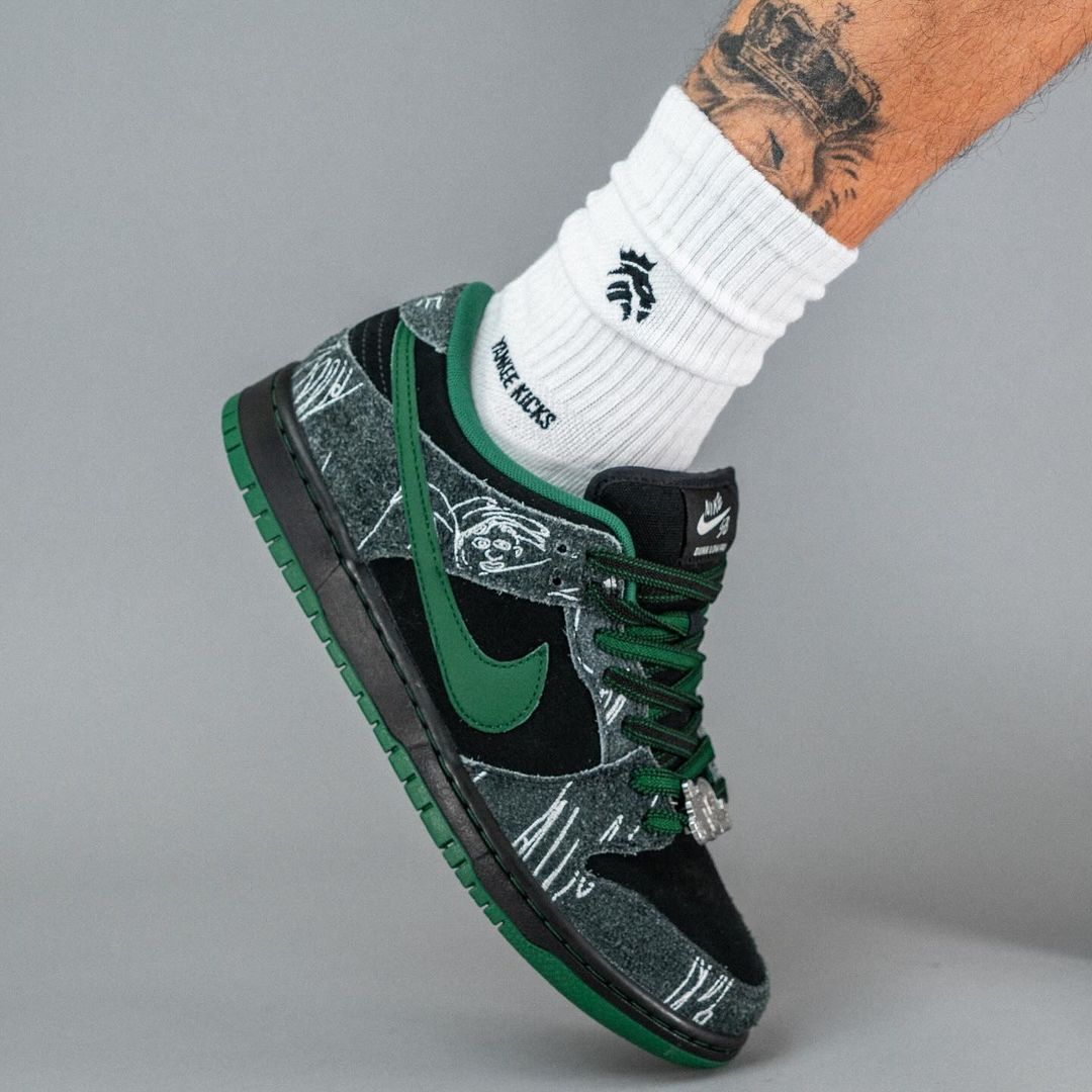 NIKE SB Dunk Low “Three Skateboards”