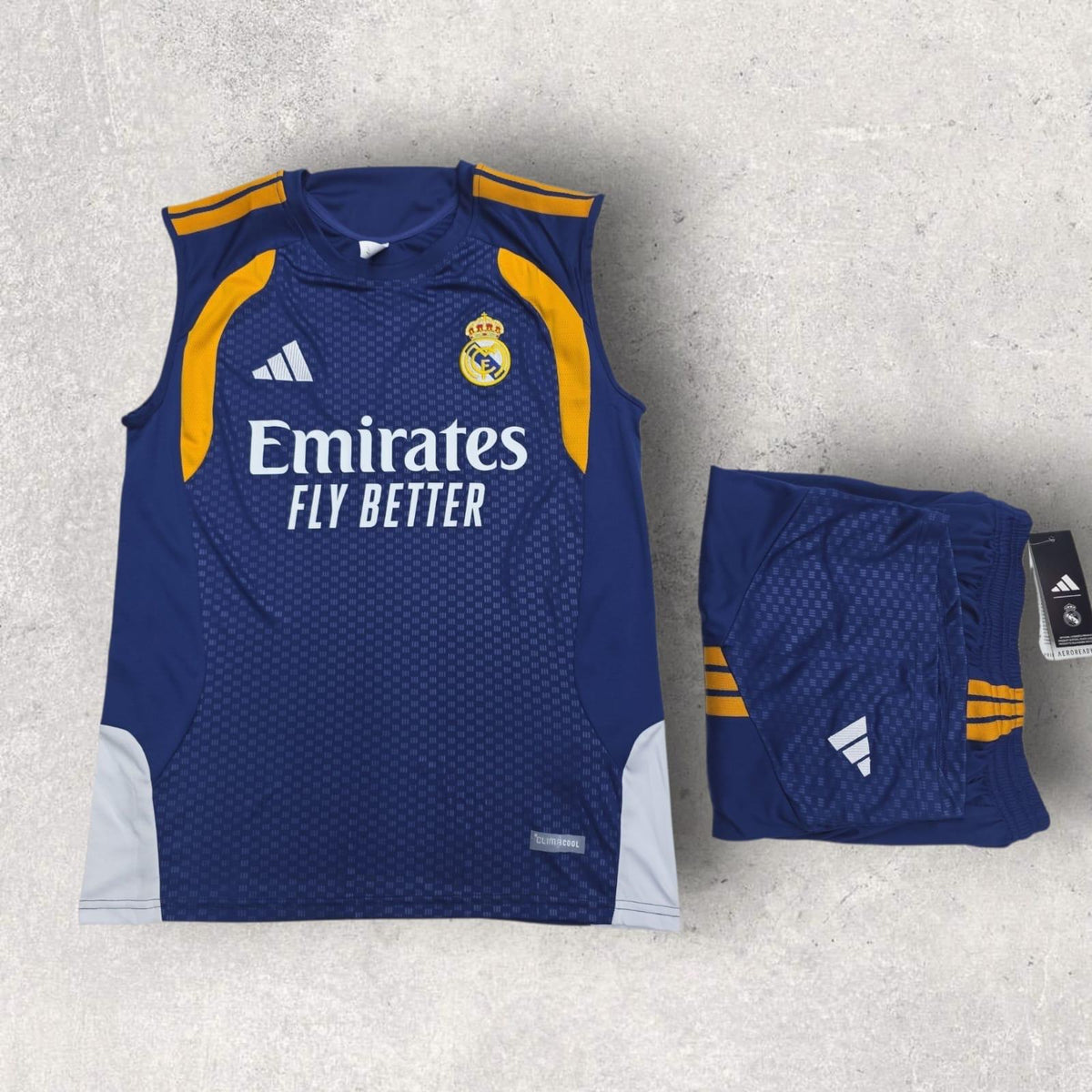 Real Madrid Navy Sleeveless Training Set 2025/26 – Vest & Shorts