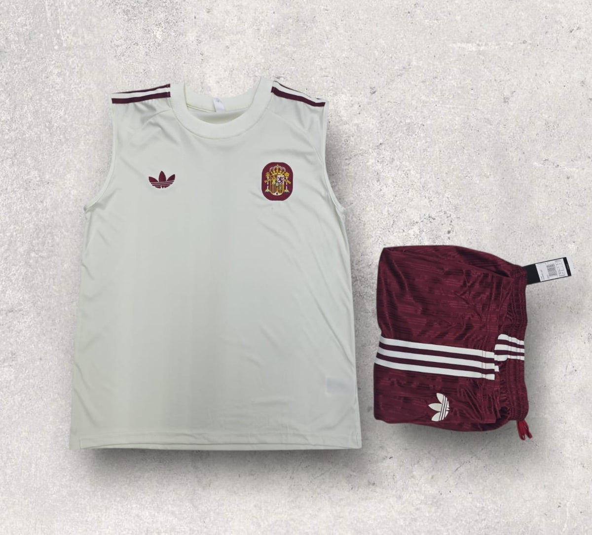 Spain Cream Sleeveless Training Set – RFEF Vest & Shorts