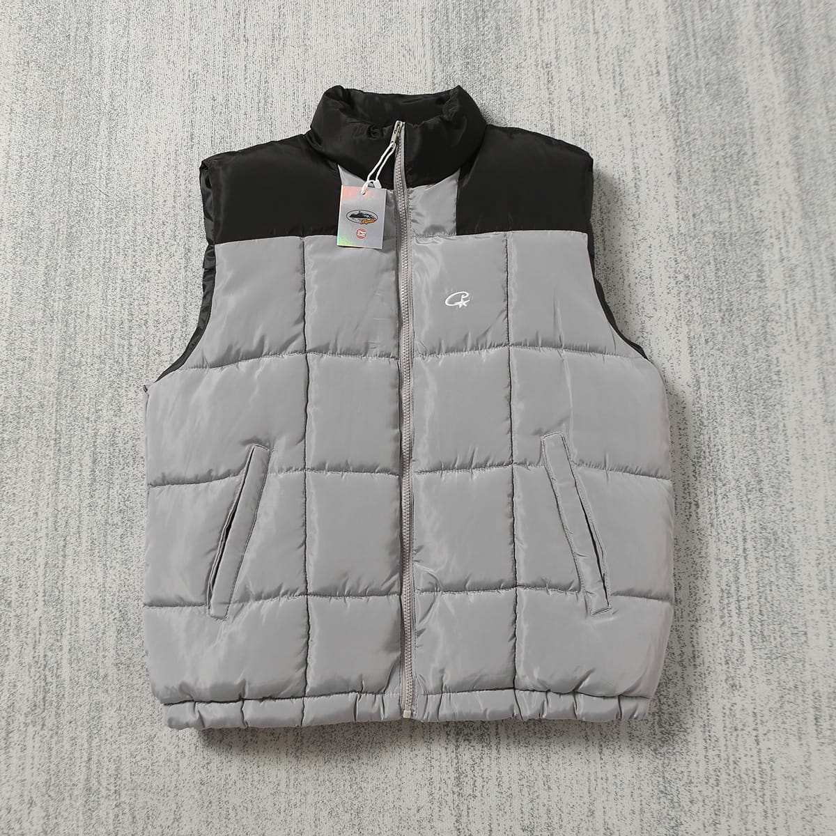 Corteiz Puffer Vest Jacket - Grey - FAVELA