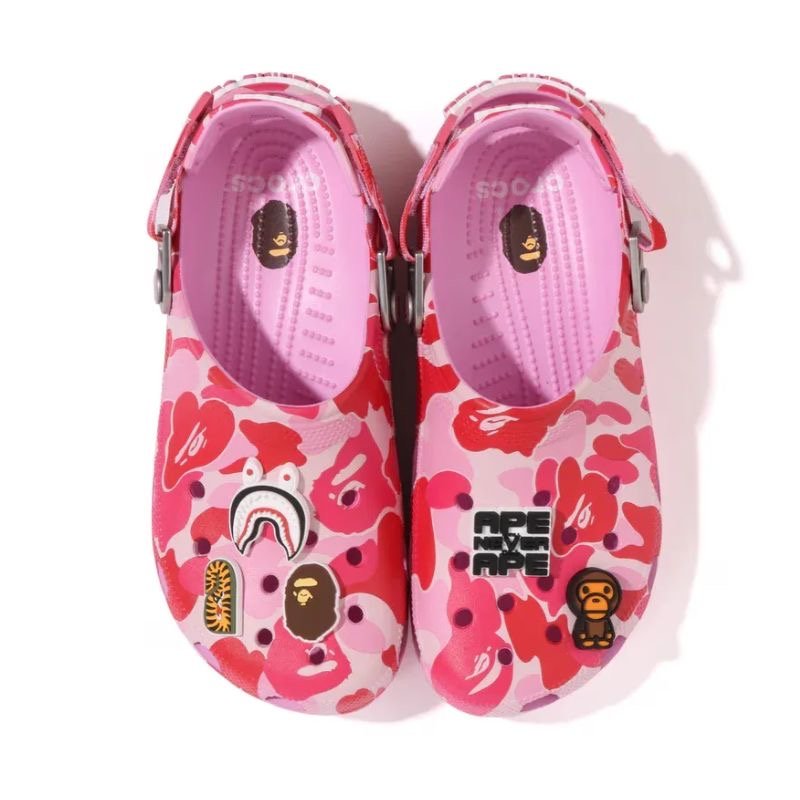 Crocs x Bape “Pink” - FAVELA