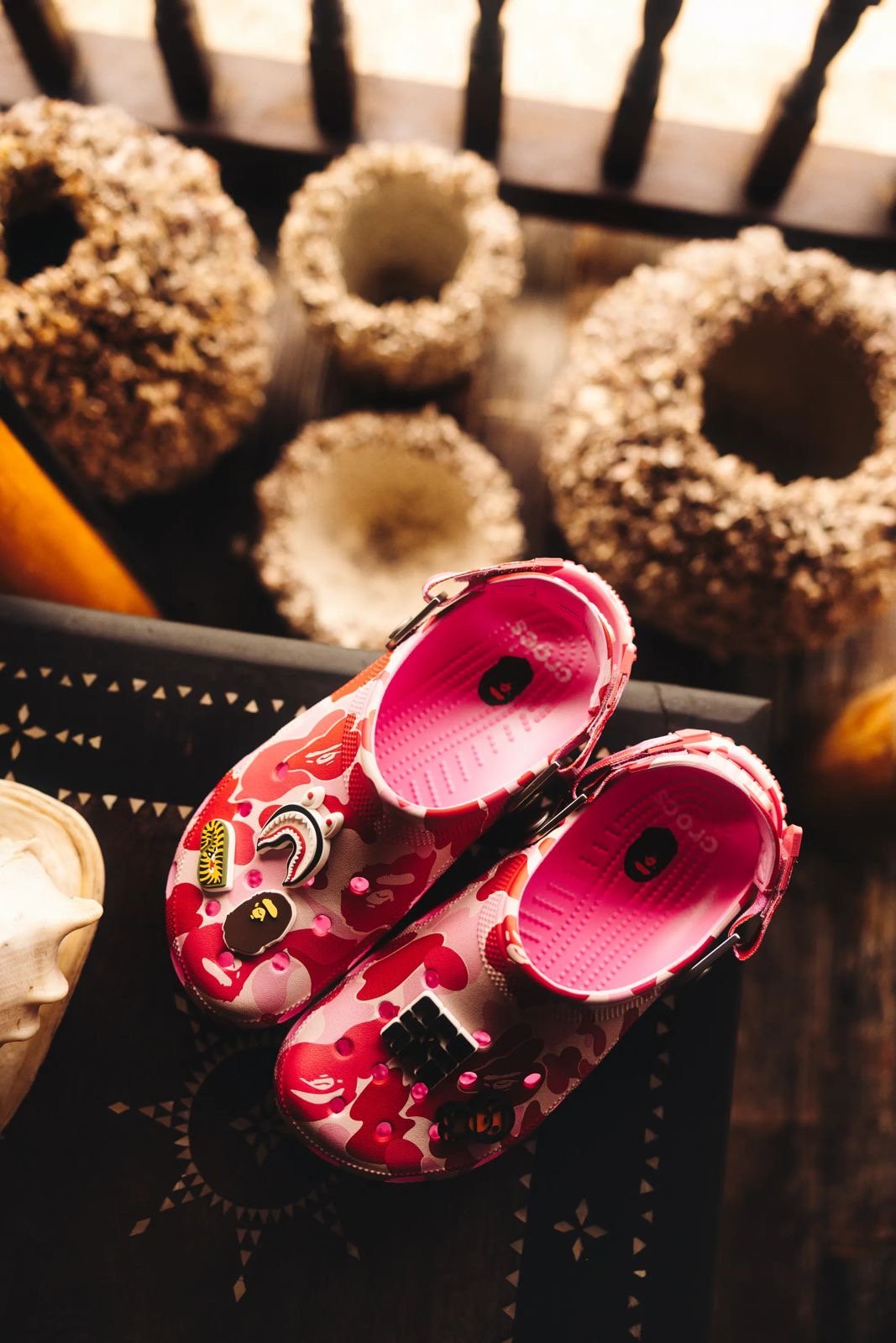 Crocs x Bape “Pink” - FAVELA