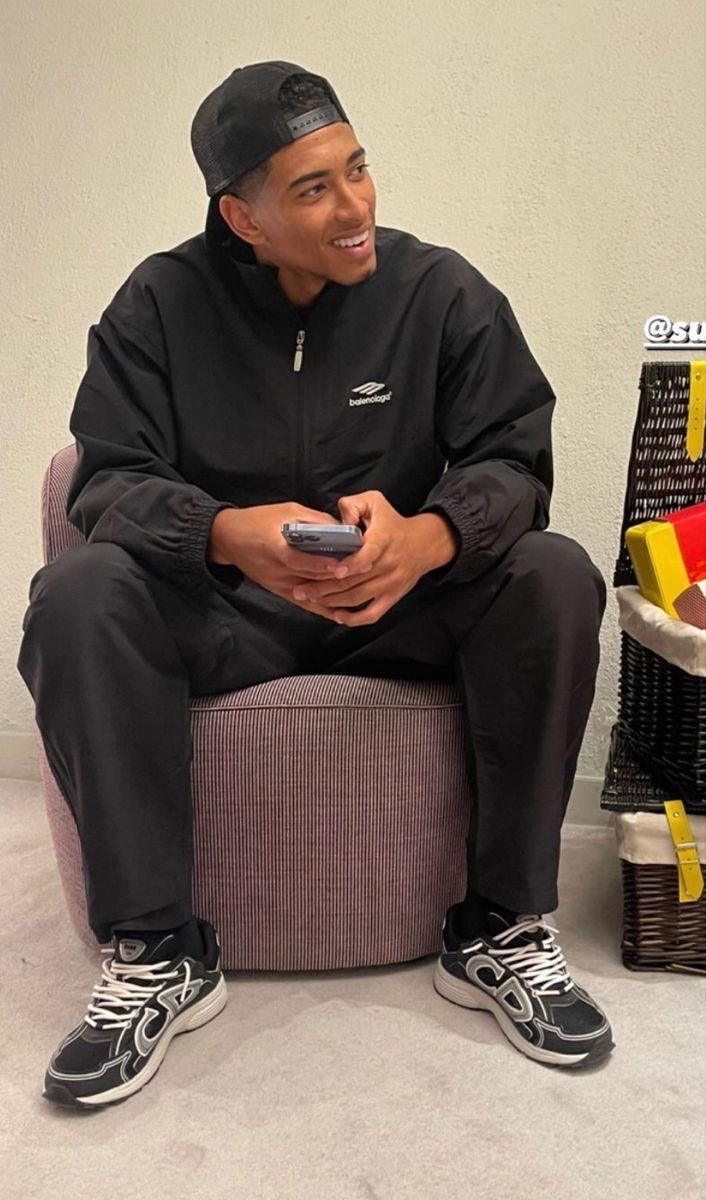 Dior B30 ‘Black Mesh’ - FAVELA