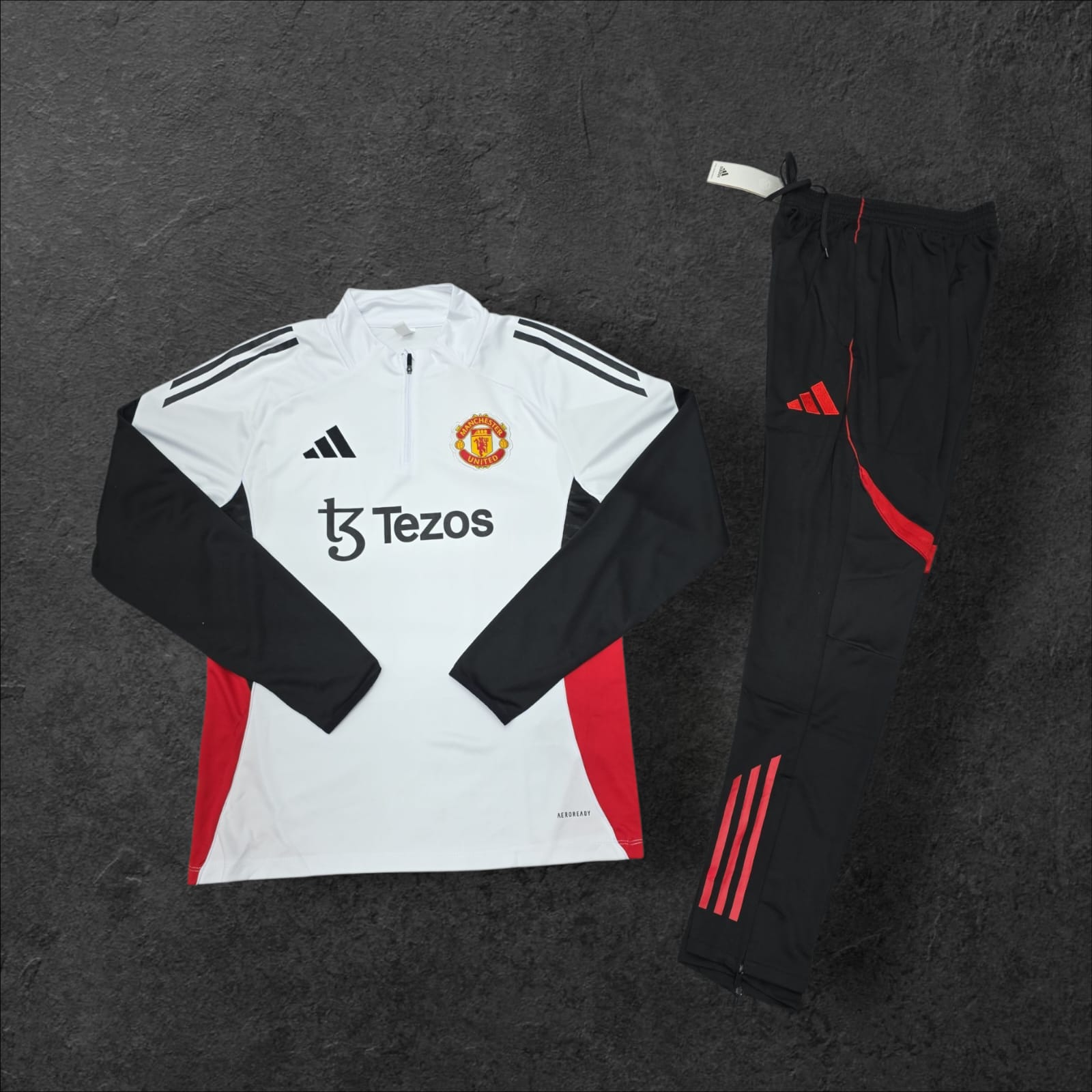 Manchester United Training Tracksuit - FAVELA
