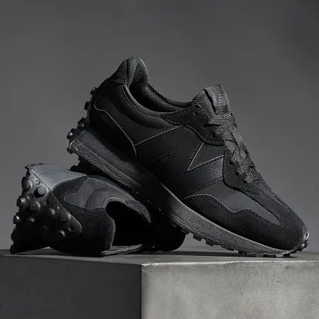 New Balance 327 “Full Black” - FAVELA