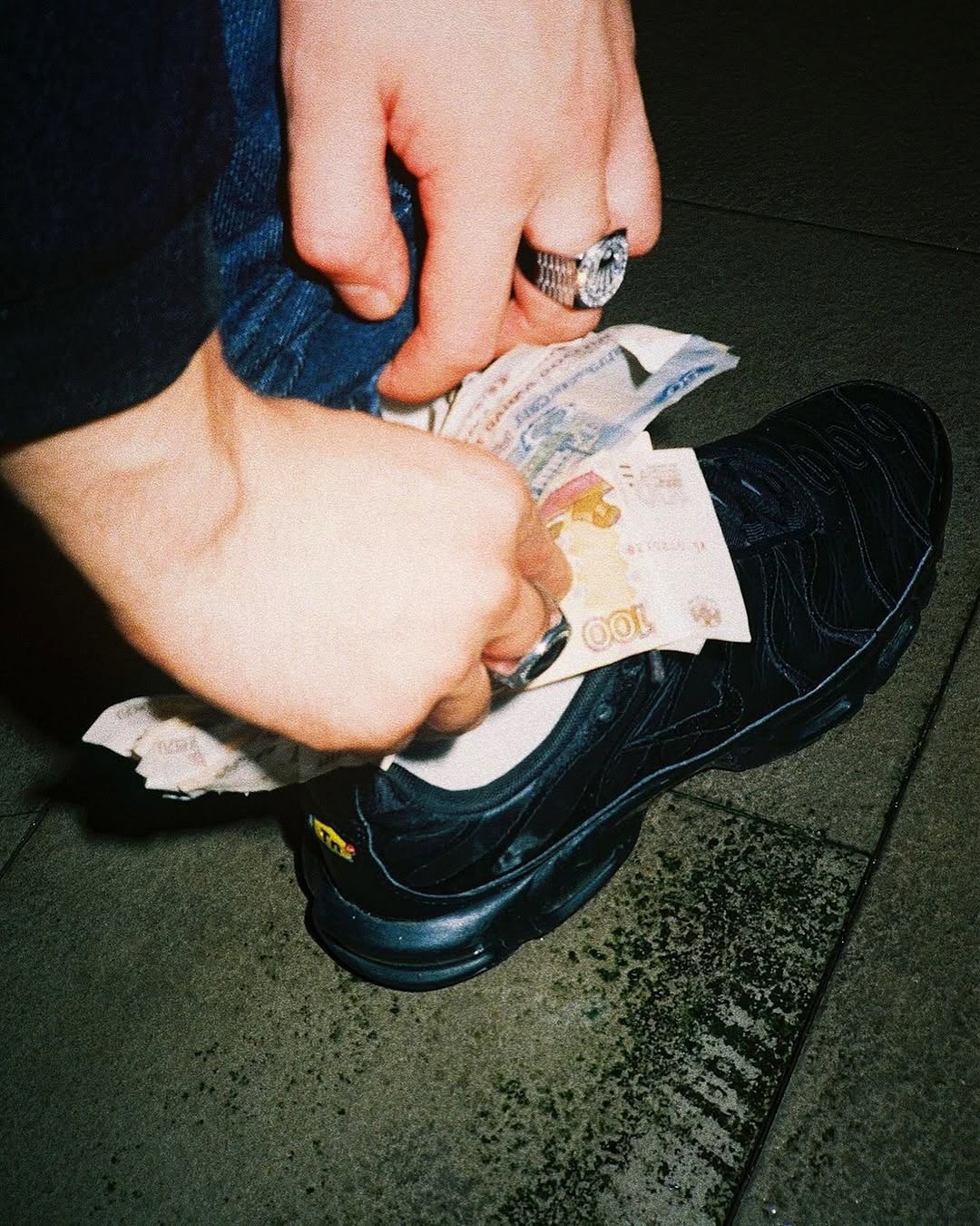 Nike Air Max TN Triple Black - FAVELA