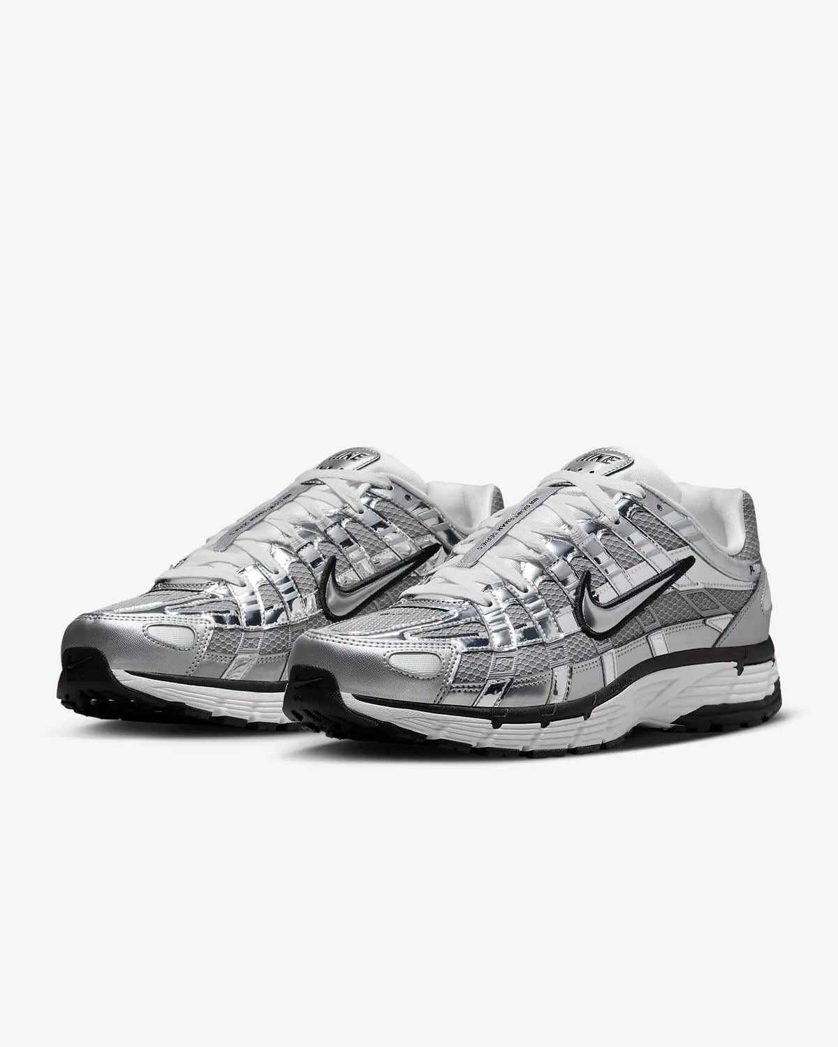 Nike P - 6000 “Metalic Silver” - FAVELA